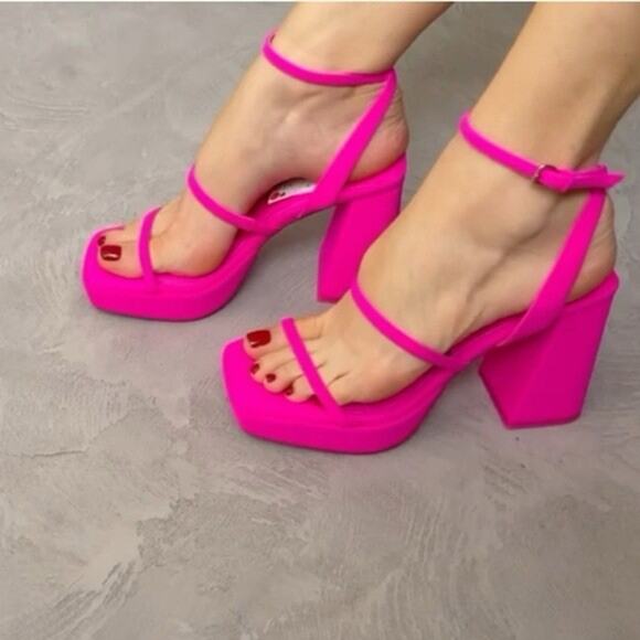 ZARA Bright Fuchsia Chunky Platform Sandals Size 7 US / 37 EU Strappy Block Heel - Picture 2 of 9